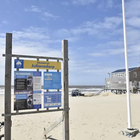 Lavish In Julianadorp Aan Zee De Zandloper